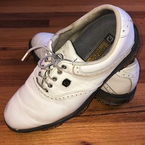 Men’s Footjoy dryjoys golf shoes